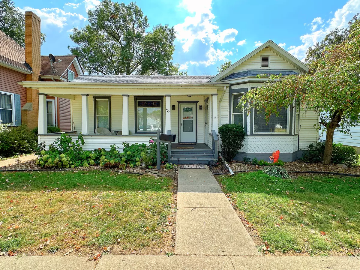 Streator, IL 61364,107 W Larue Street