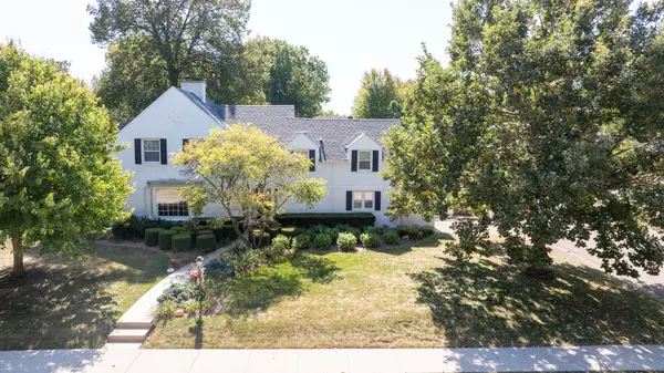 411 W 13th Street, Sterling, IL 61081