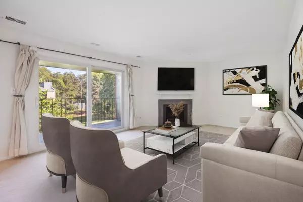 Glenview, IL 60025,2021 Ammer Ridge Court #302