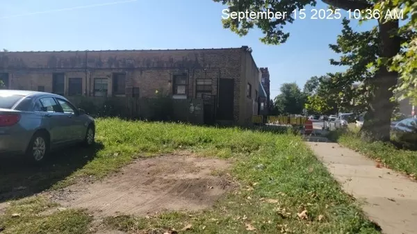 Chicago, IL 60637,6049 S Saint Lawrence Avenue