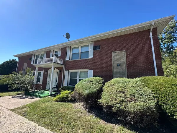 Lansing, IL 60438,2296 182nd Place