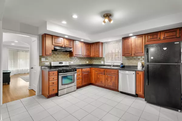 Elmwood Park, IL 60707,2143 N 76th Avenue
