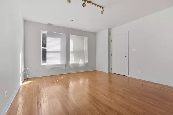 Chicago, IL 60624,3328 W Polk Street #A