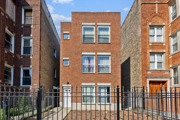 3328 W Polk Street #A, Chicago, IL 60624