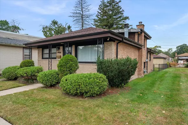 Calumet Park, IL 60827,12356 S Carpenter Street