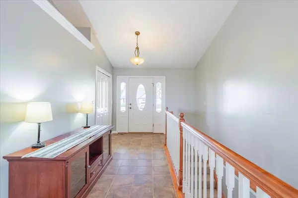 Bloomington, IL 61704,1008 Wittenwoods Drive