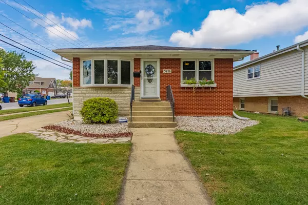 Oak Lawn, IL 60453,5936 W 97th Street