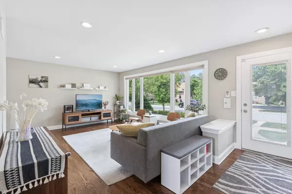 Skokie, IL 60076,9333 Kildare Avenue