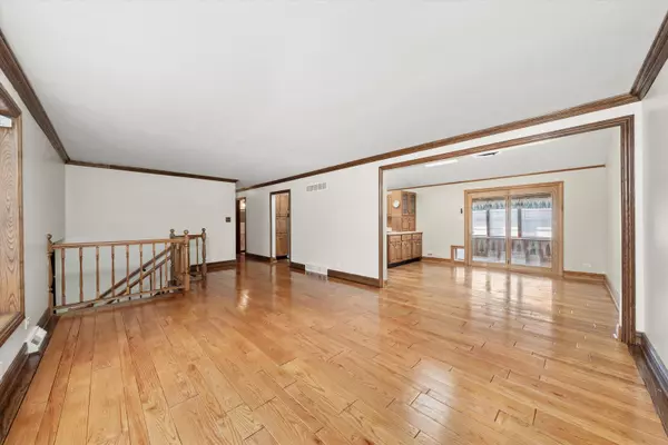 Oak Forest, IL 60452,15100 Crescent Green Drive