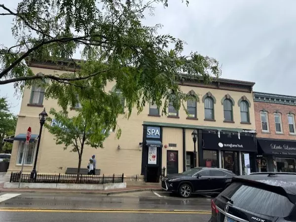 200 S Main Street, Naperville, IL 60540