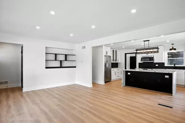 Oak Lawn, IL 60453,5509 Oak Center Drive