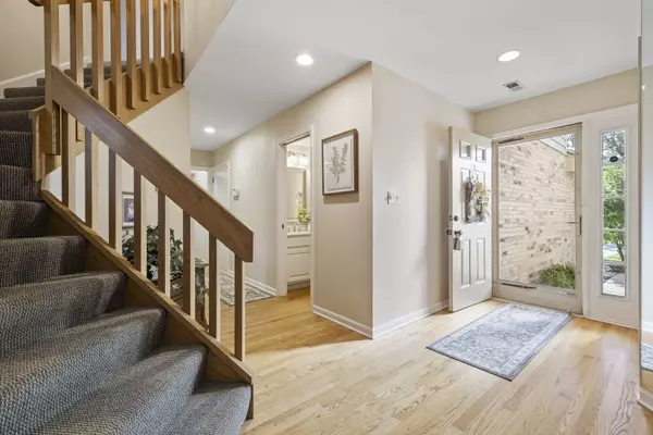 Darien, IL 60561,8521 Evergreen Lane