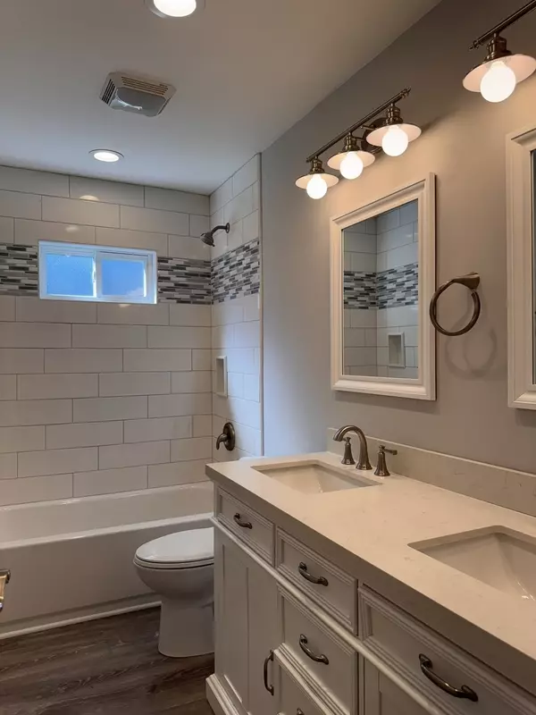 Lake In The Hills, IL 60156,316 Plum Street