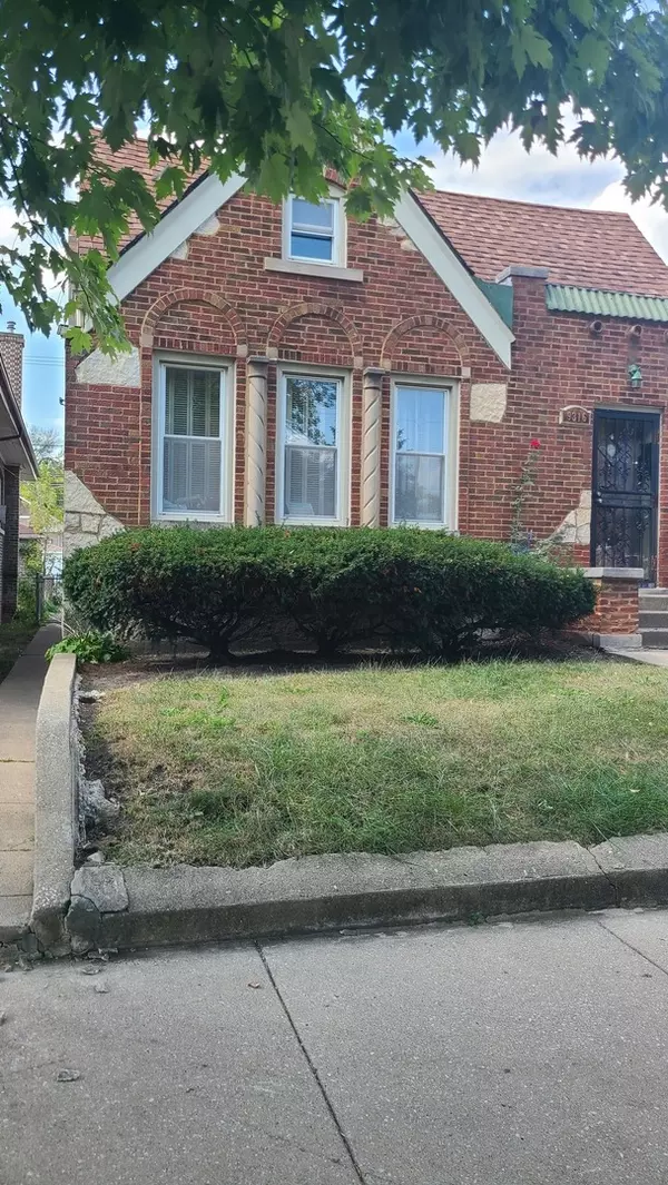9316 S May Street, Chicago, IL 60620