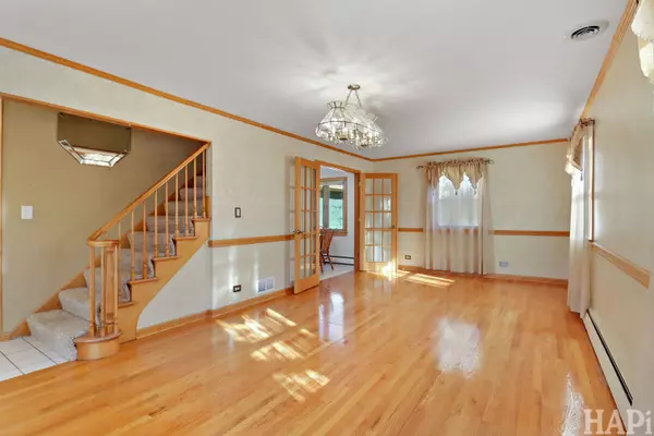 Lindenhurst, IL 60046,205 Lake Shore Drive