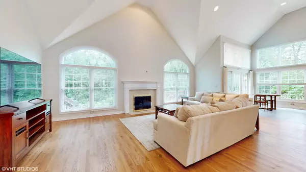 Lake Forest, IL 60045,1761 Stanford Court