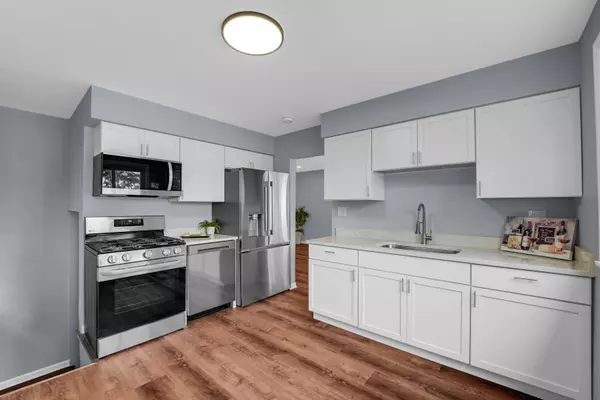 Franklin Park, IL 60131,3522 George Street