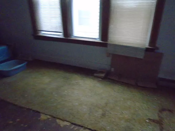 Calumet City, IL 60409,302 161st Street