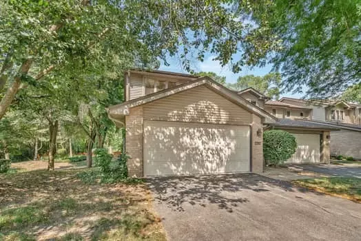 Orland Park, IL 60467,16620 Grants Trail