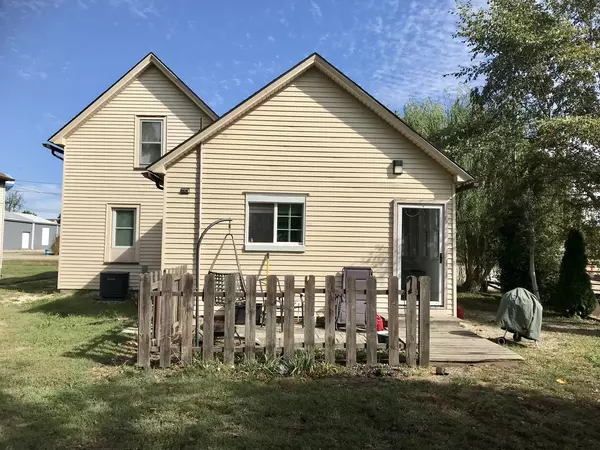 Wyanet, IL 61379,114 S West Street