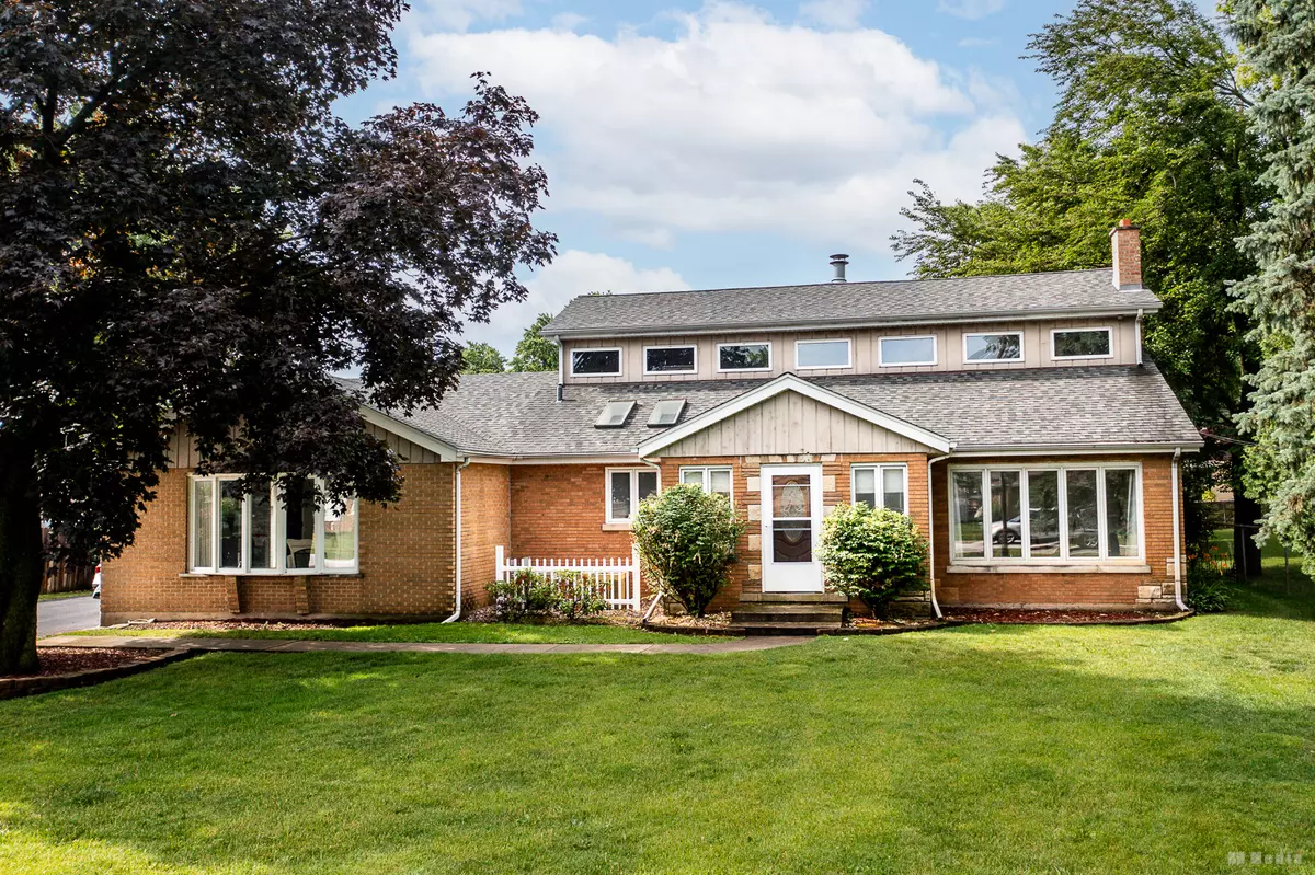 Palos Heights, IL 60463,5821 W 127th Street