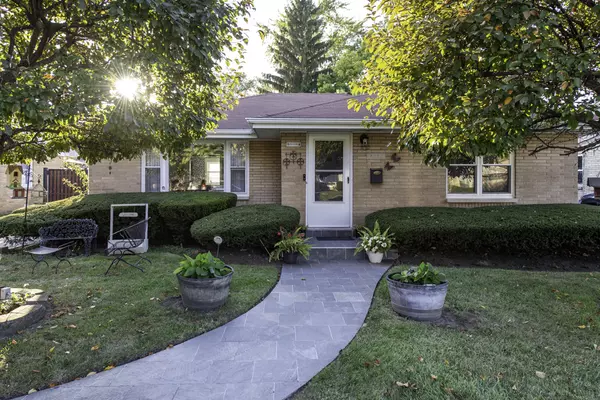 Waukegan, IL 60087,2232 Walnut Street