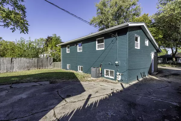 Zion, IL 60099,2212 Horeb Avenue