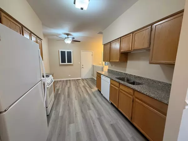 Gurnee, IL 60031,17876 W Braewick Road