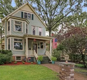 1241 Maple Avenue, Wilmette, IL 60091