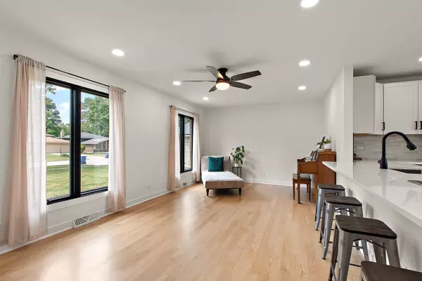 Darien, IL 60561,8547 HARVEST Lane
