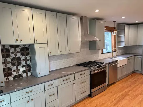 Chicago, IL 60625,4508 N Christiana Avenue