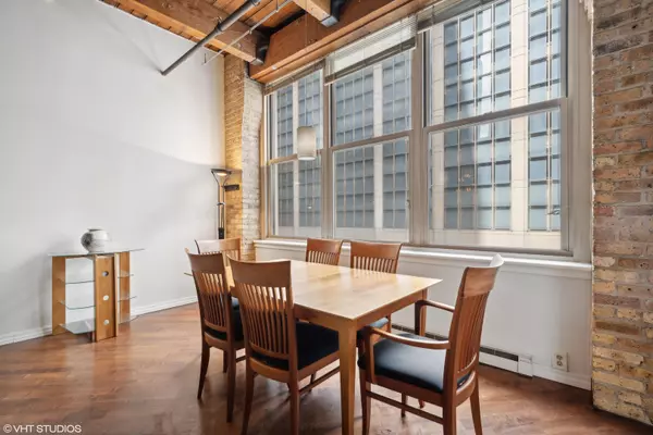 Chicago, IL 60611,540 N Lake Shore Drive #405