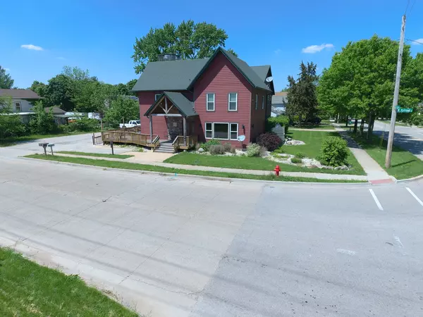 Marengo, IL 60152,104 W Railroad Street