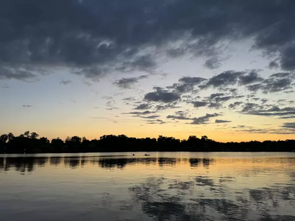 Mchenry, IL 60051,2813 Regner Road