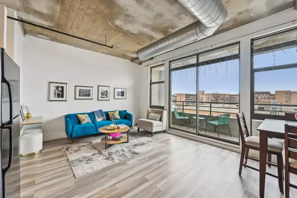 Chicago, IL 60608,1550 S Blue Island Avenue #510