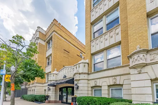 Chicago, IL 60613,4240 N Clarendon Avenue #309N