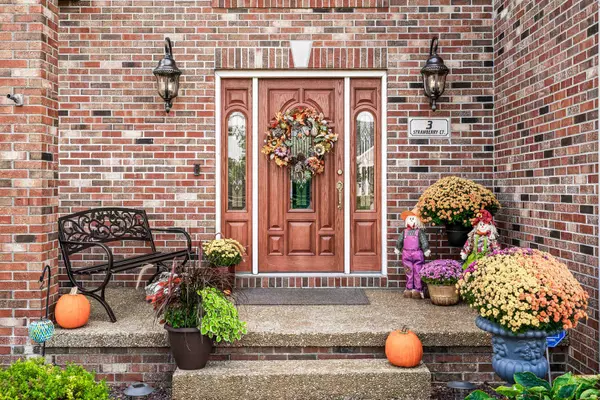 Bloomington, IL 61704,3 Strawberry Road