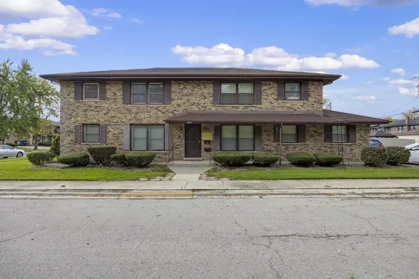 17700 Escanaba Avenue, Lansing, IL 60438