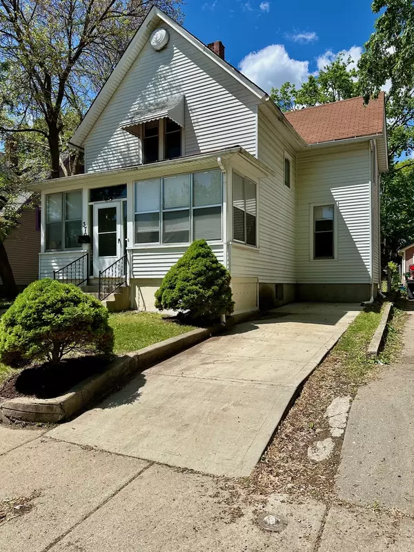 Elgin, IL 60120,370 North Street
