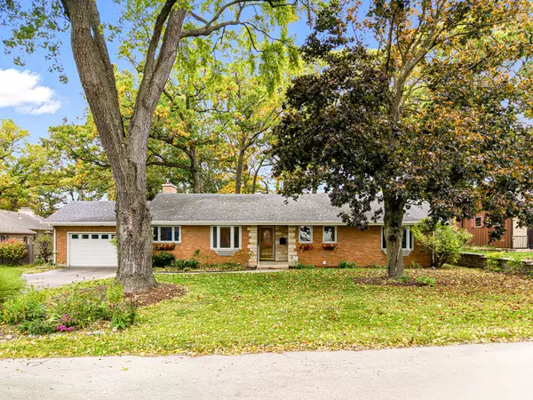 Dekalb, IL 60115,814 Woodlawn Drive