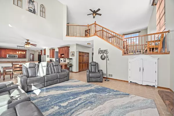 Oswego, IL 60543,555 Litchfield Way