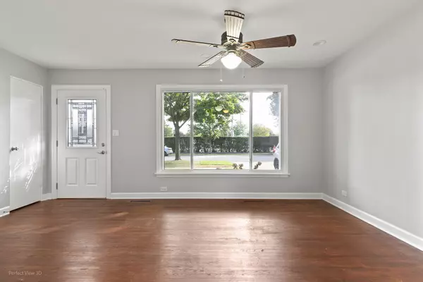 Mount Prospect, IL 60056,214 N Louis Street