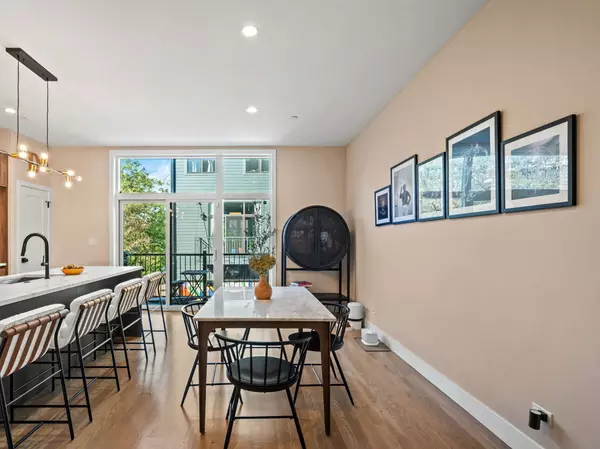 Chicago, IL 60653,4448 S Drexel Boulevard #A