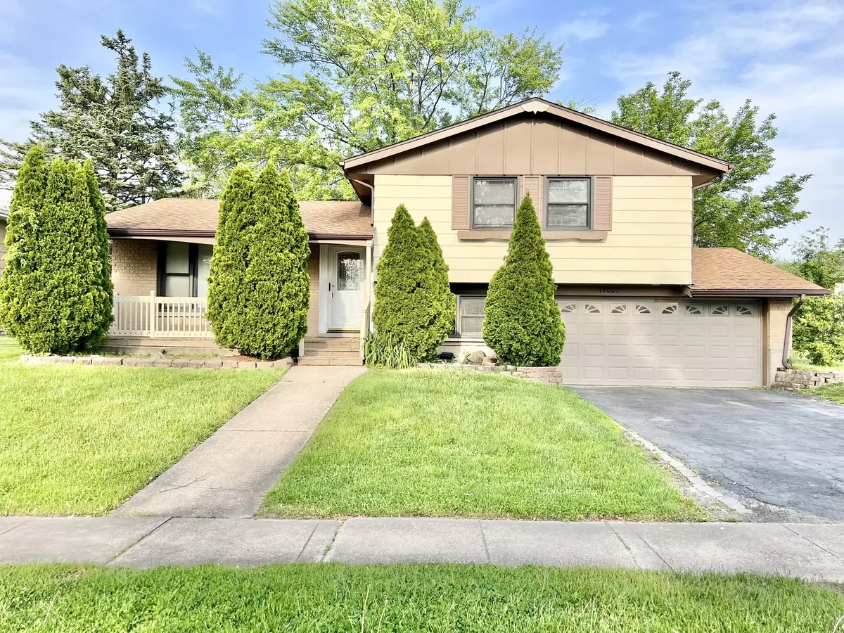 Hazel Crest, IL 60429,17007 ELM Drive