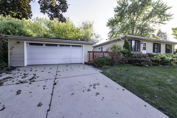 Waukegan, IL 60087,2625 Vercoe Avenue