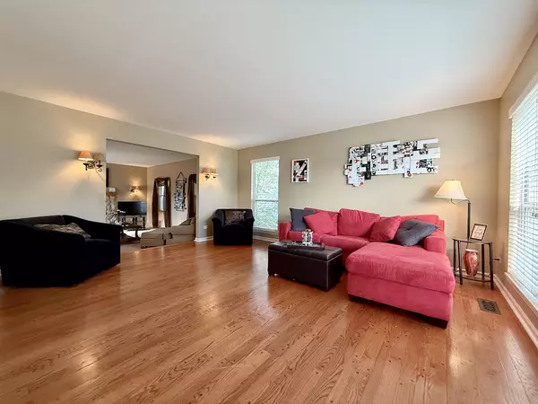 Mundelein, IL 60060,1664 Brighton Drive