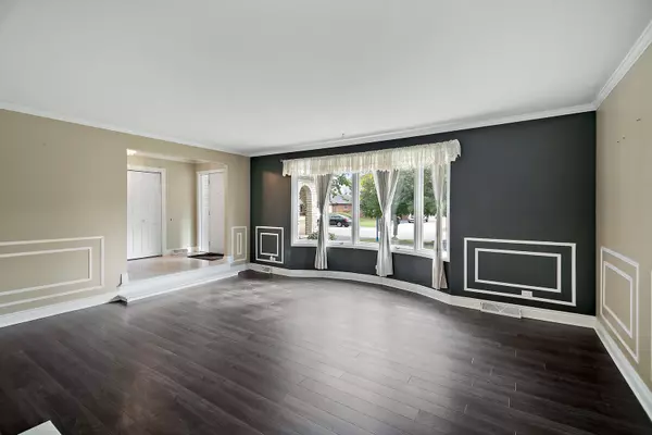 Palos Heights, IL 60463,6220 W 129th Place