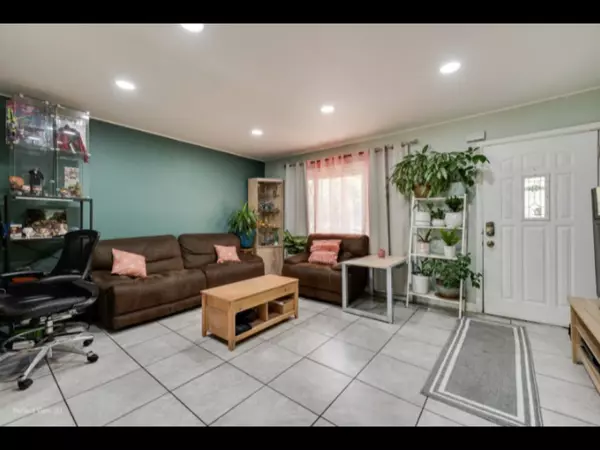 Oak Forest, IL 60452,5112 Deerpath Road