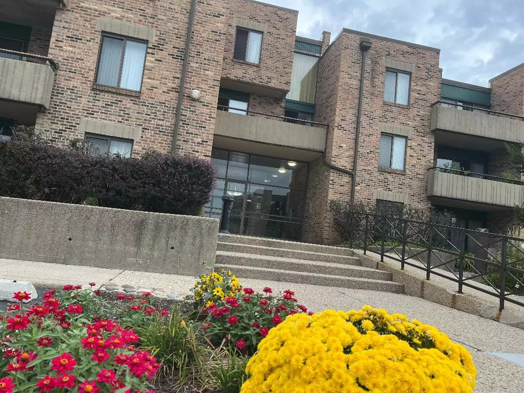 Schaumburg, IL 60173,1931 PRAIRIE NW Square #330