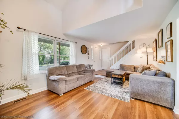 Orland Park, IL 60462,9291 Erin Lane